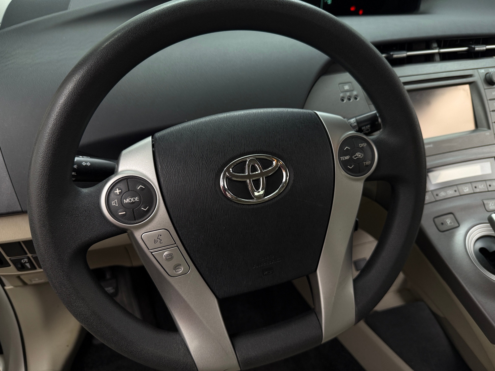 Thumbnail: 2015 Toyota Prius - 5