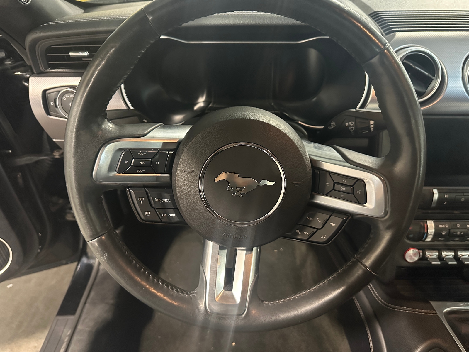 Thumbnail: 2018 Ford Mustang - 3