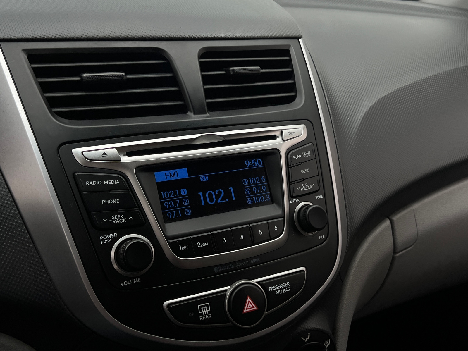 Thumbnail: 2016 Hyundai Accent - 4