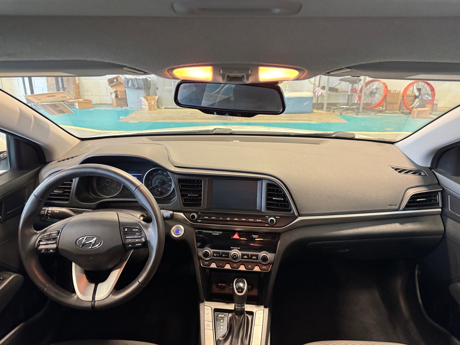 Thumbnail: 2019 Hyundai Elantra - 3