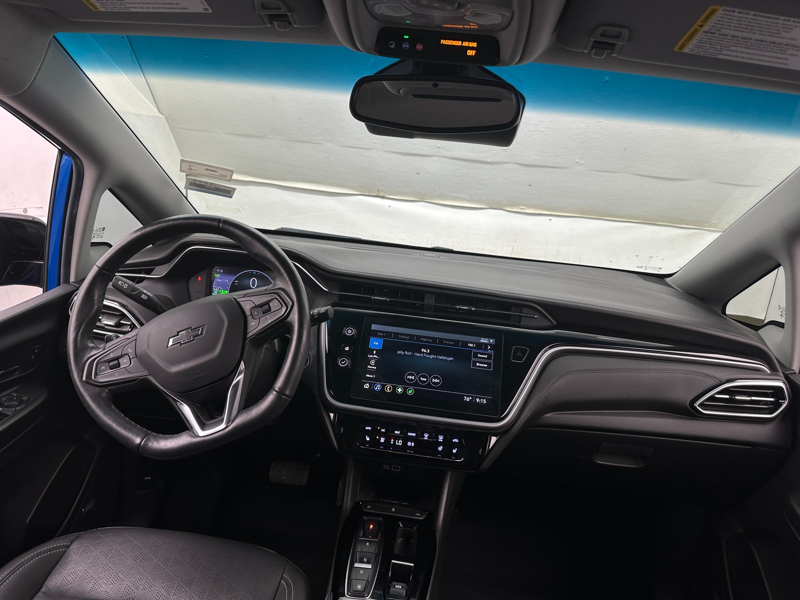 Thumbnail: 2022 Chevrolet Bolt EV - 2