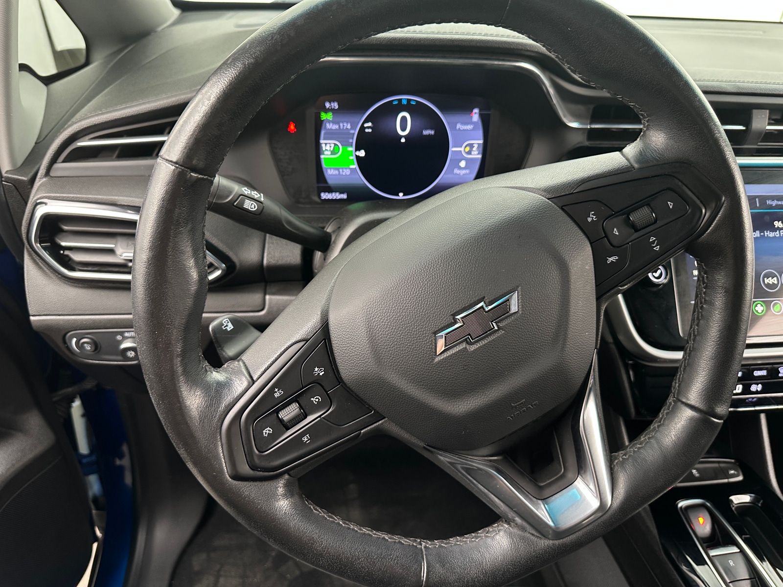 Thumbnail: 2022 Chevrolet Bolt EV - 4