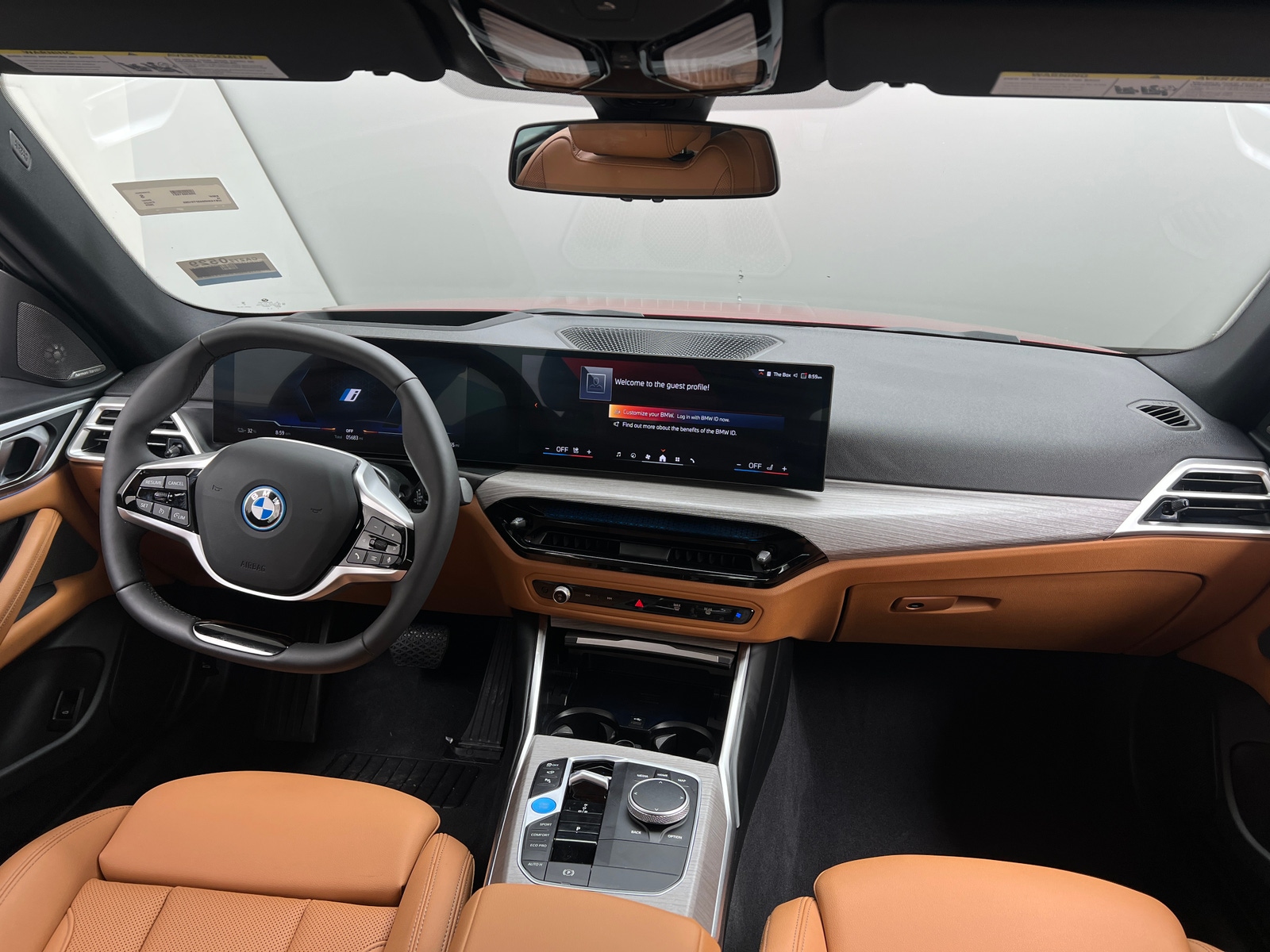 Thumbnail: 2025 BMW i4 - 2