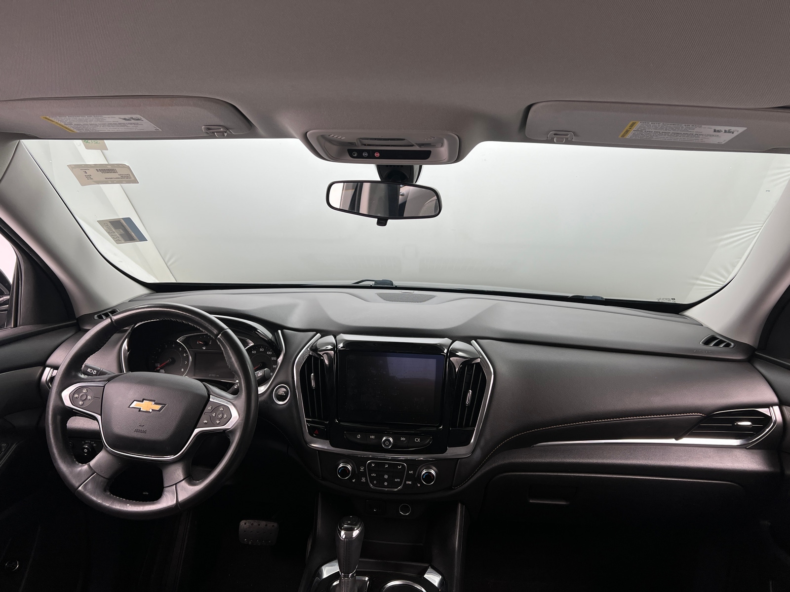 Thumbnail: 2018 Chevrolet Traverse - 3