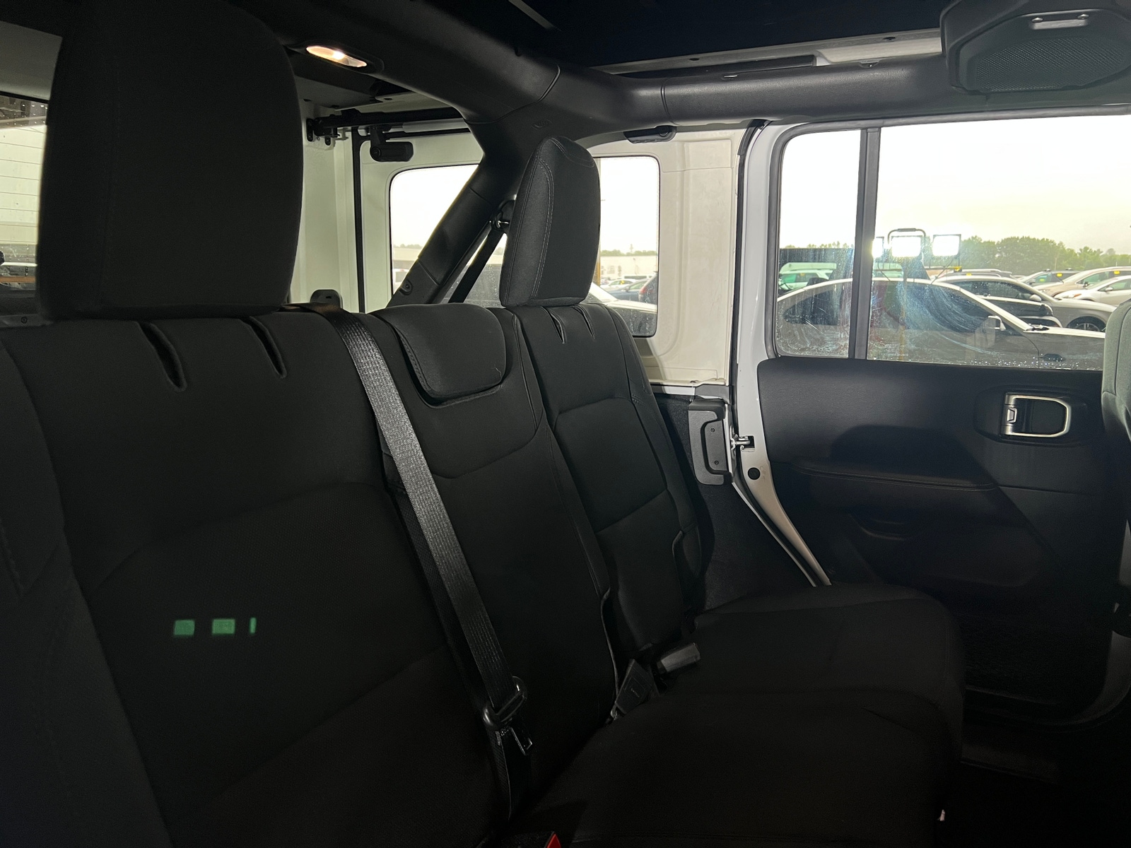 Thumbnail: 2021 Jeep Wrangler - 6