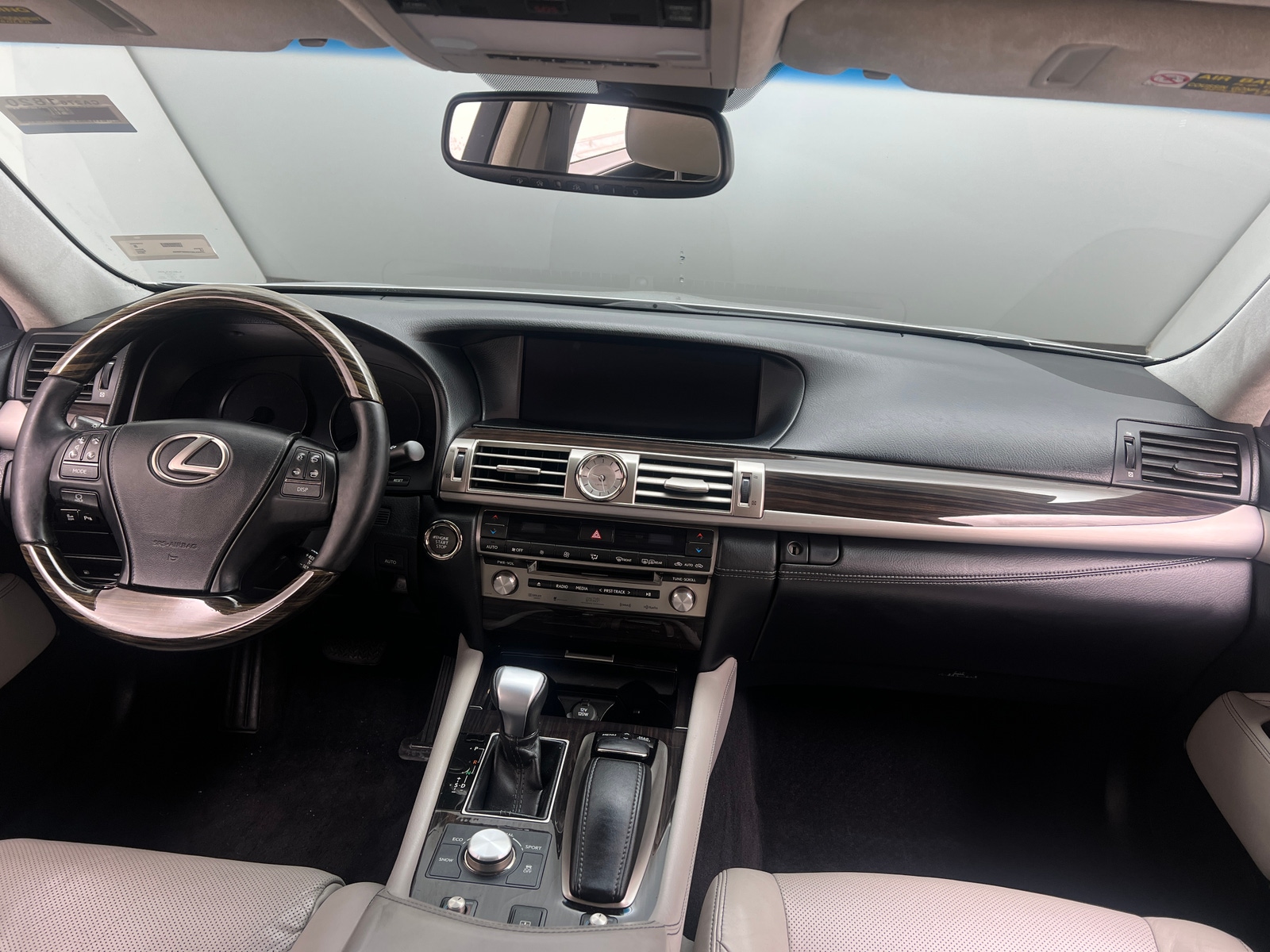 Thumbnail: 2013 Lexus LS - 3