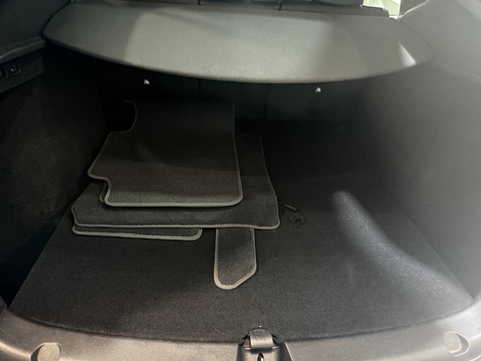 Thumbnail: 2022 Tesla Model Y - 5