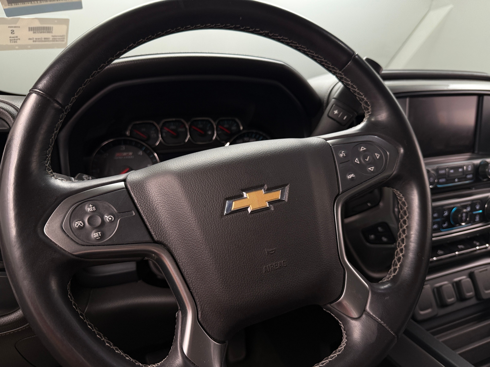 Thumbnail: 2017 Chevrolet Silverado 1500 - 5