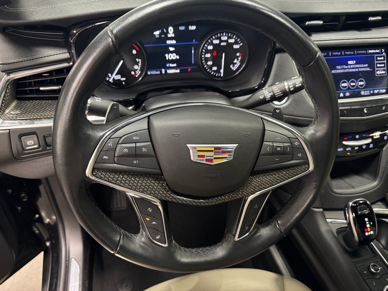 Thumbnail: 2023 Cadillac XT5 - 4