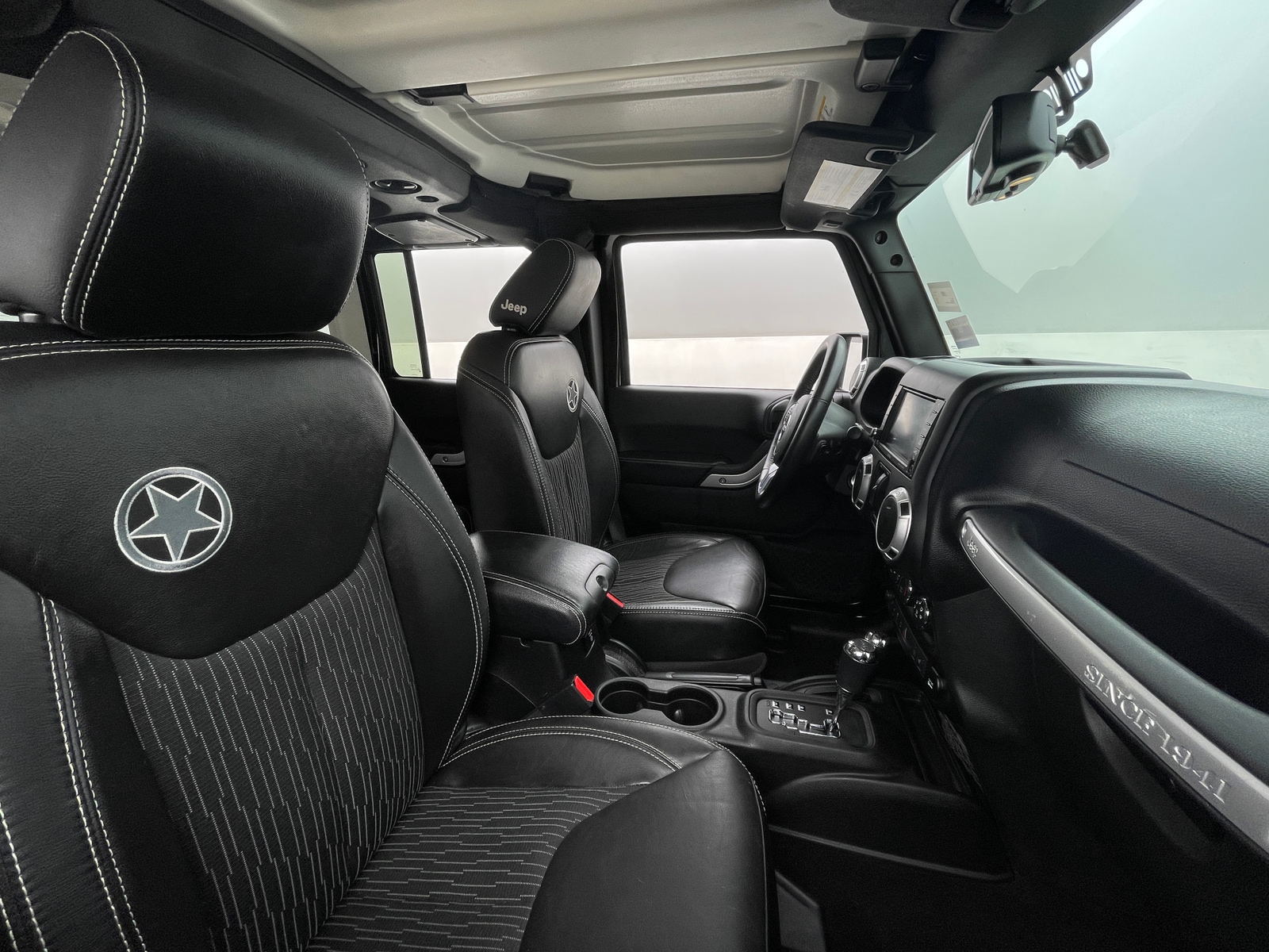 Thumbnail: 2015 Jeep Wrangler - 2