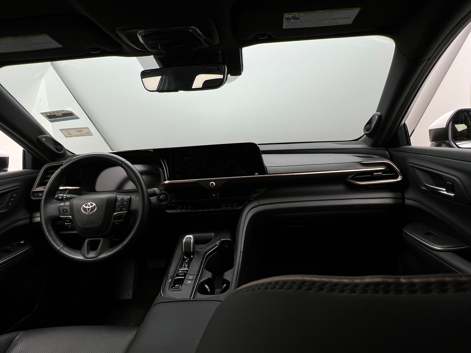 Thumbnail: 2023 Toyota Crown - 2