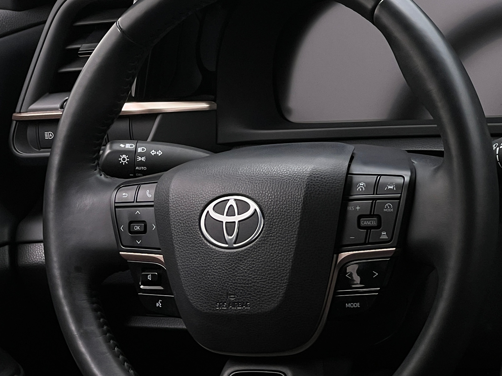 Thumbnail: 2023 Toyota Crown - 4