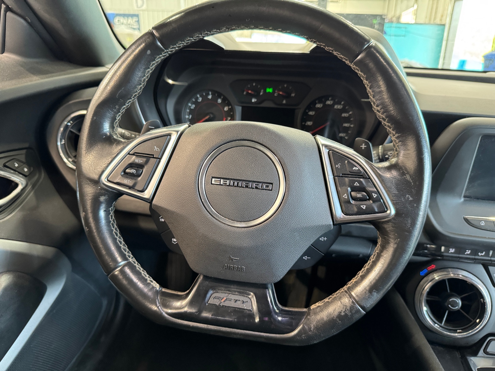 Thumbnail: 2017 Chevrolet Camaro - 4