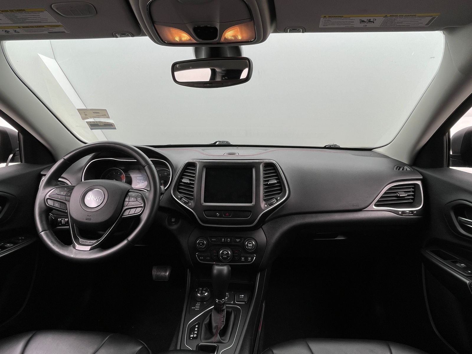 Thumbnail: 2019 Jeep Cherokee - 3