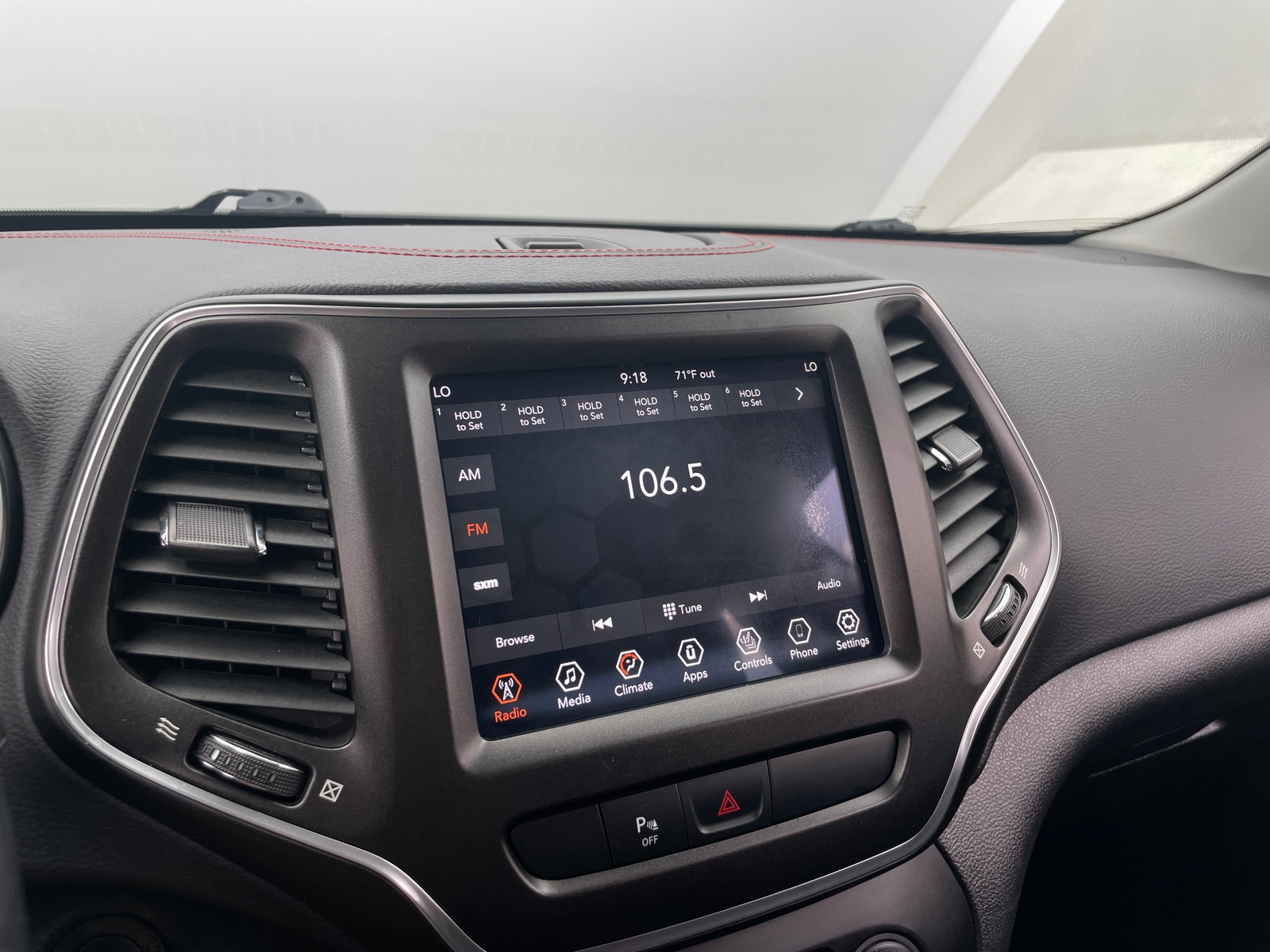 Thumbnail: 2019 Jeep Cherokee - 4