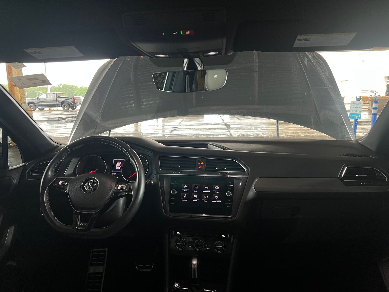 Thumbnail: 2020 Volkswagen Tiguan - 2