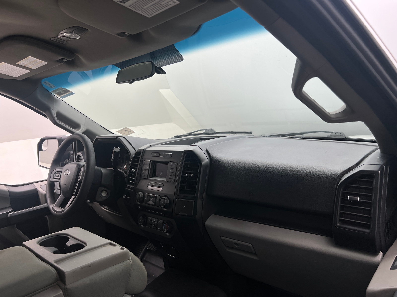 Thumbnail: 2018 Ford Econoline - 3
