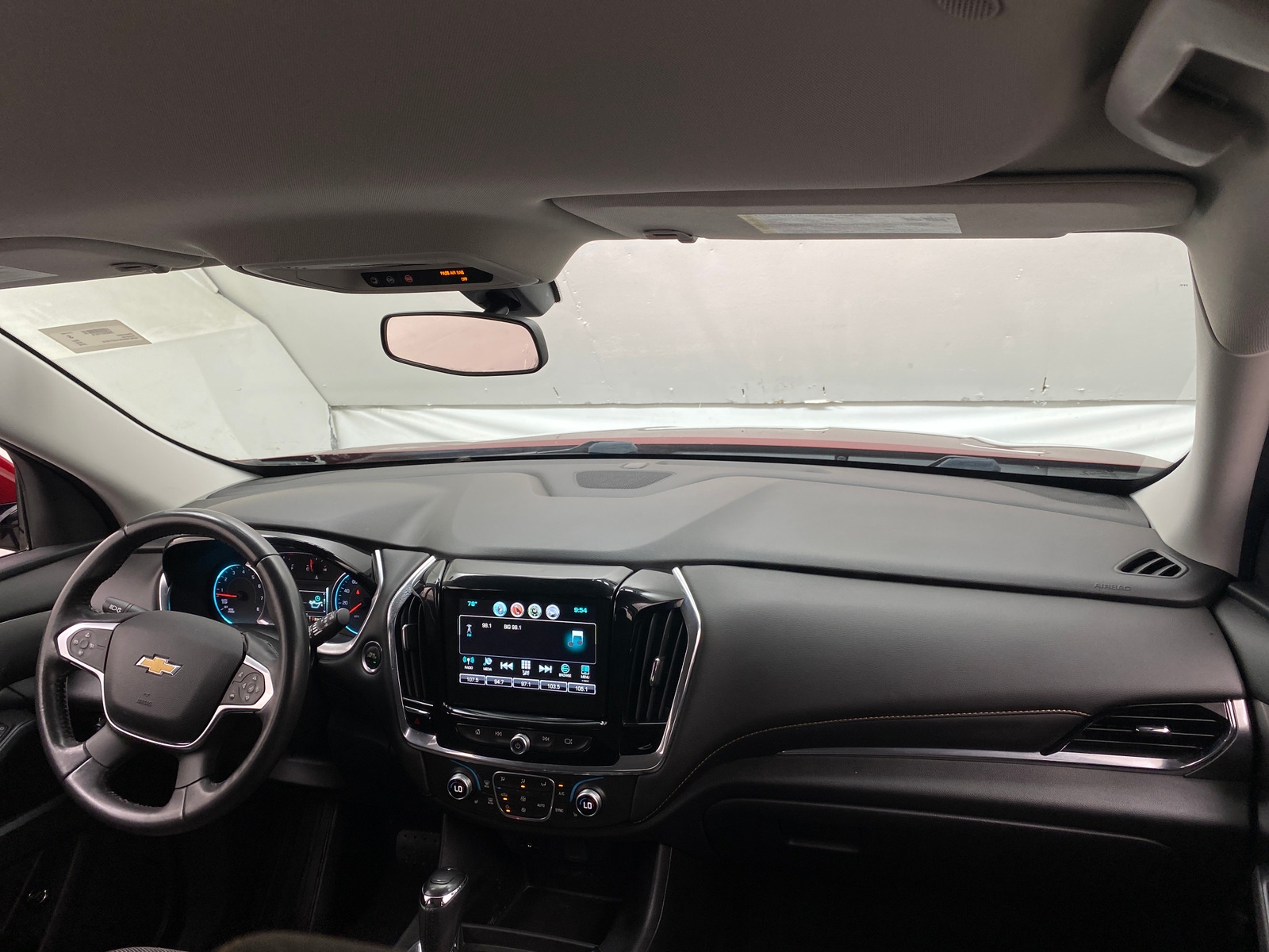 Thumbnail: 2018 Chevrolet Traverse - 3