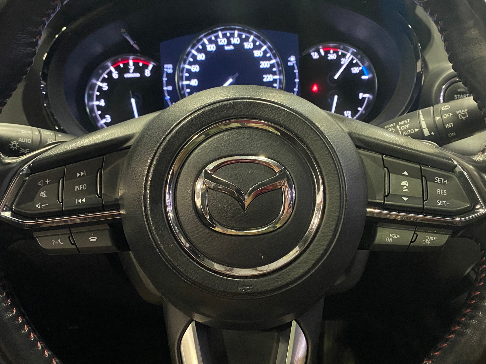 Thumbnail: 2022 Mazda CX-9 - 4