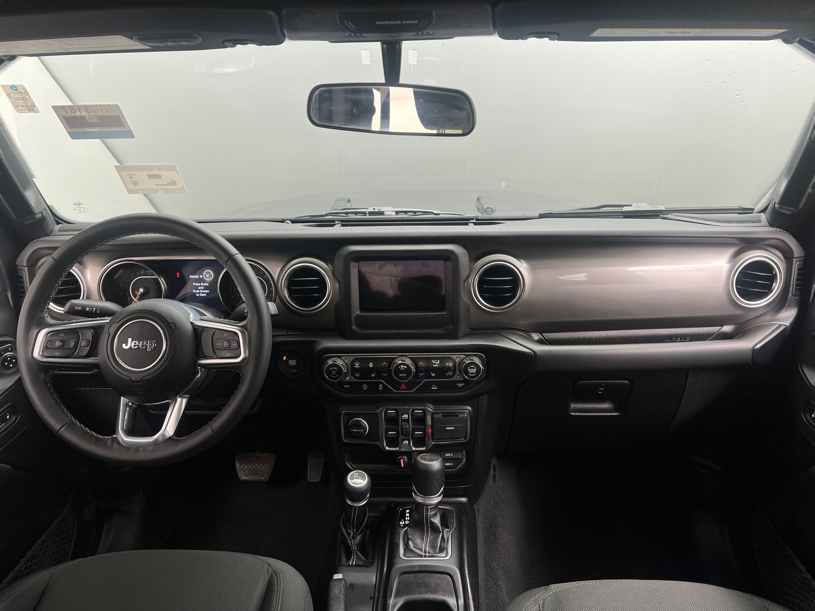 Thumbnail: 2021 Jeep Gladiator - 3