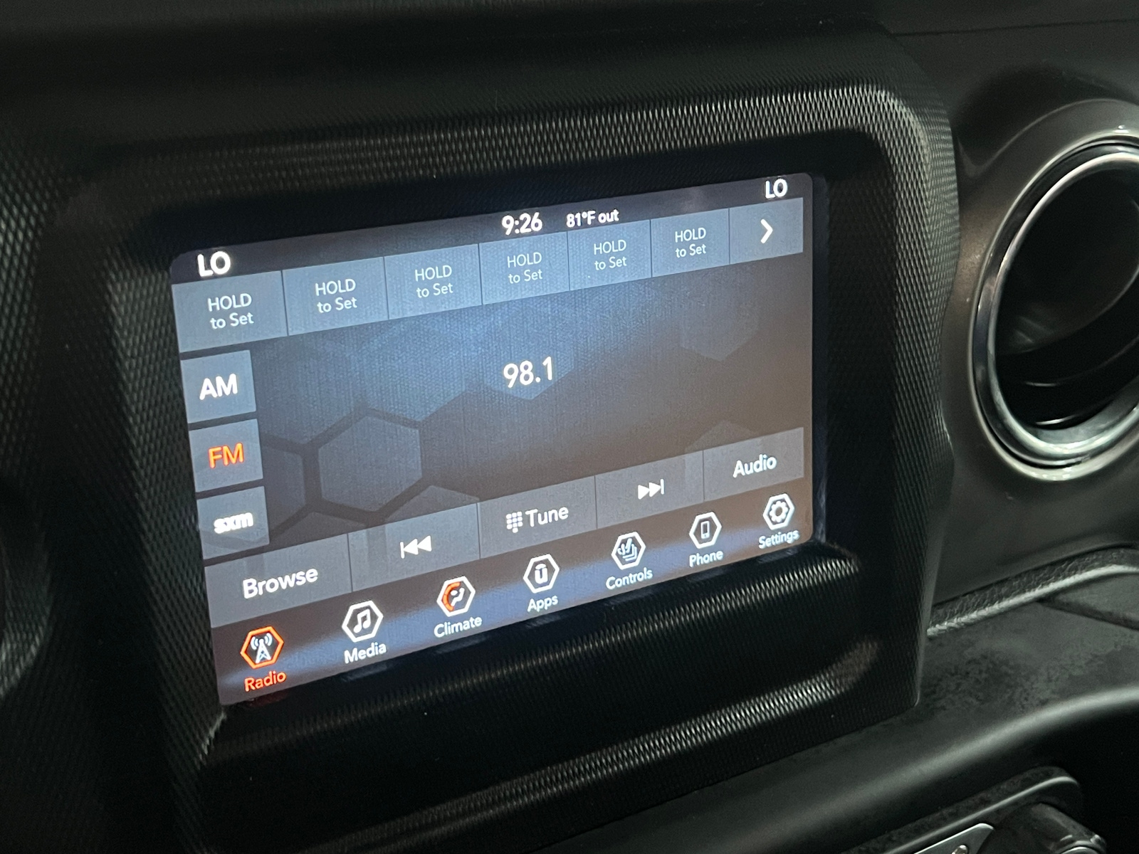Thumbnail: 2021 Jeep Gladiator - 4