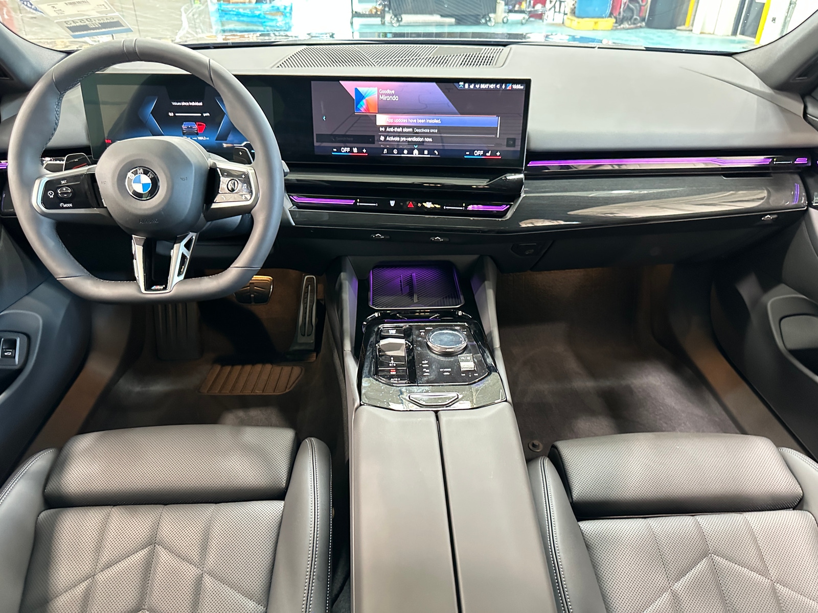 Thumbnail: 2025 BMW 5 Series - 2