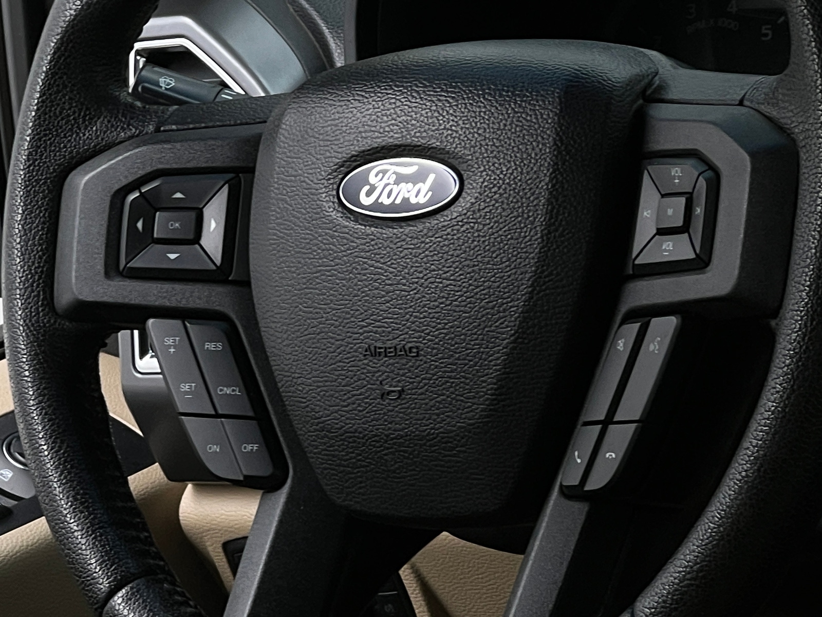 Thumbnail: 2016 Ford Econoline - 5