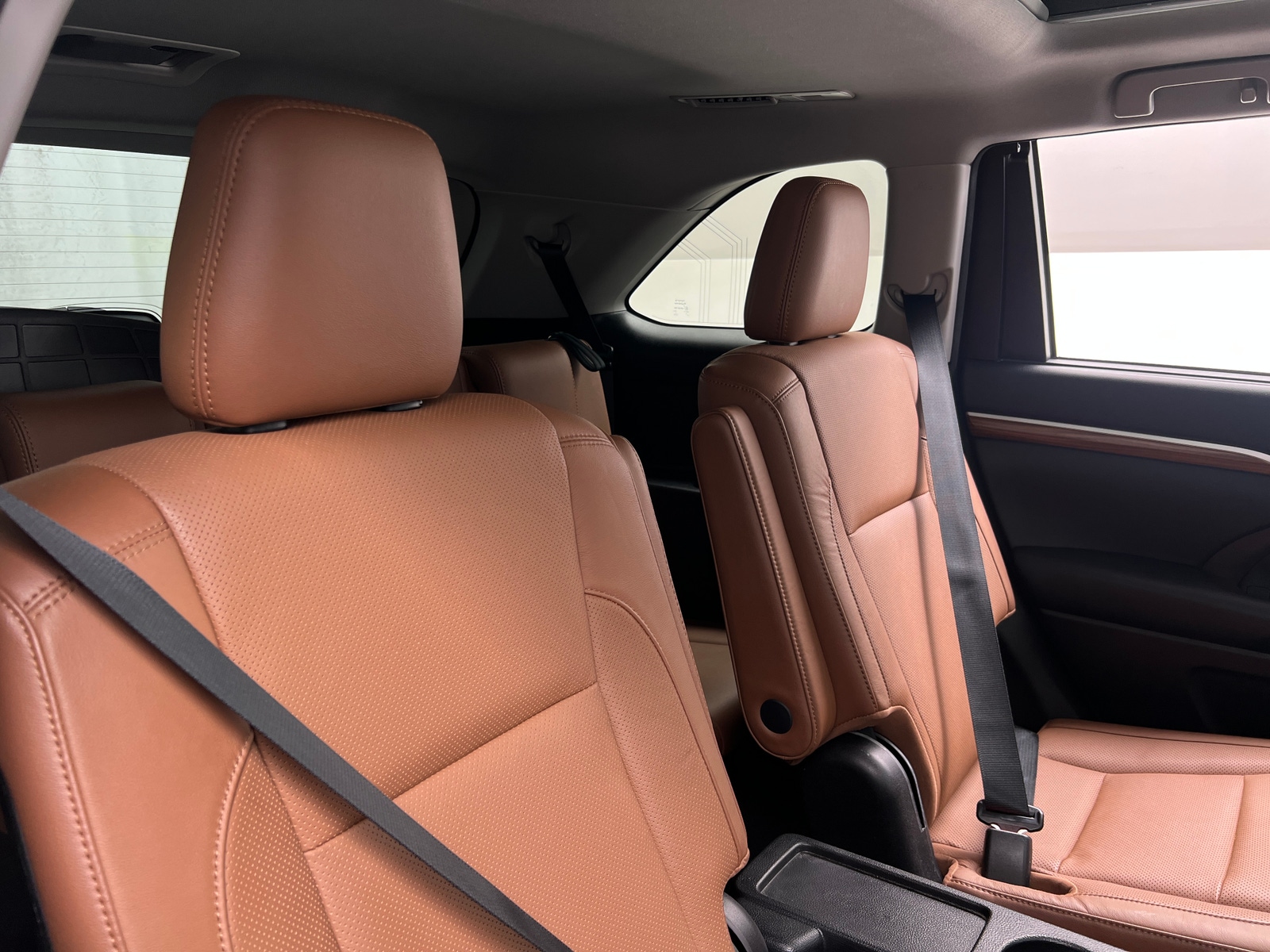 Thumbnail: 2017 Toyota Highlander - 5