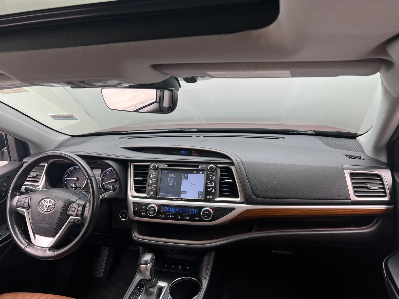 Thumbnail: 2017 Toyota Highlander - 2