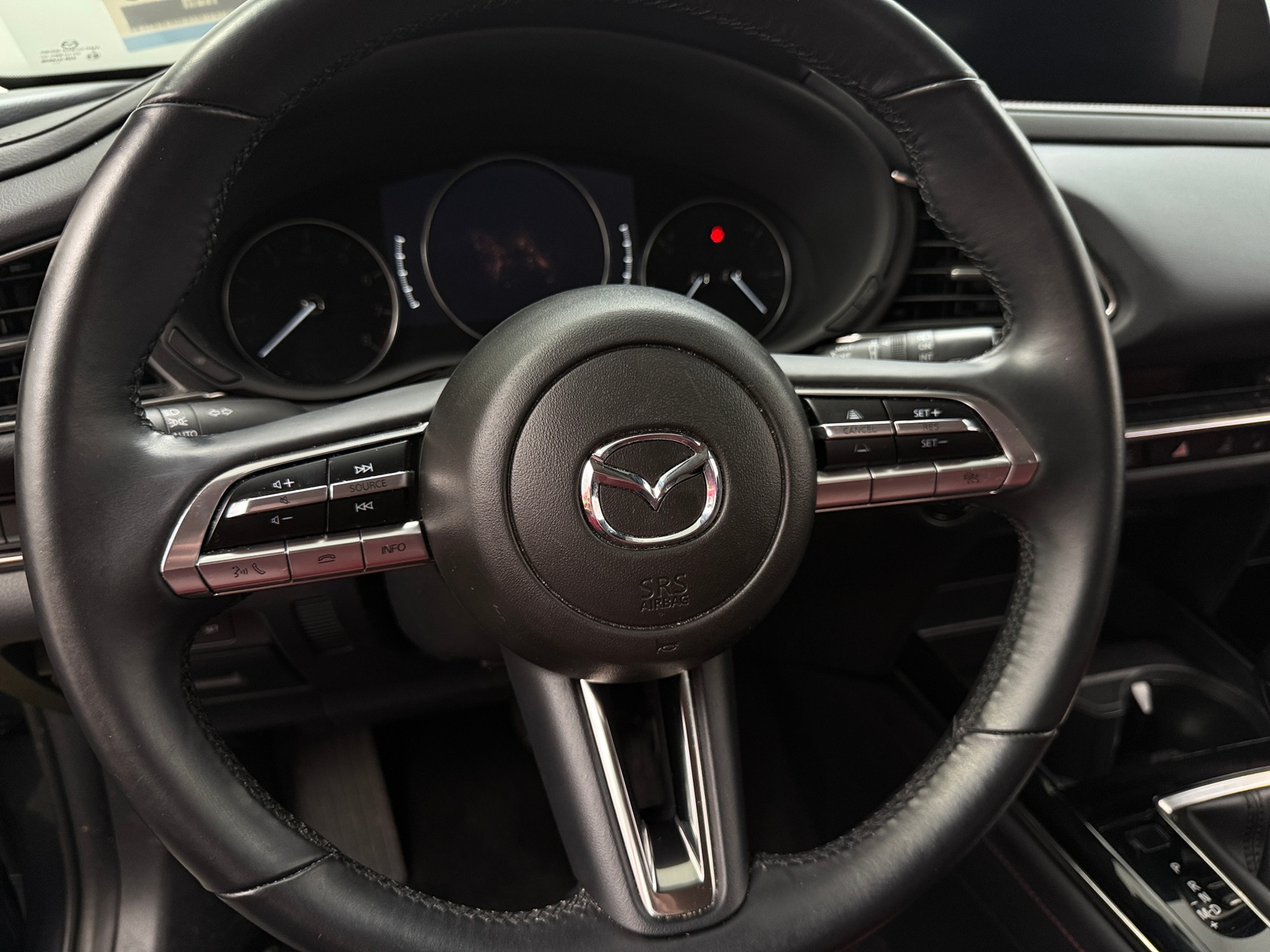 Thumbnail: 2022 Mazda CX-30 - 4
