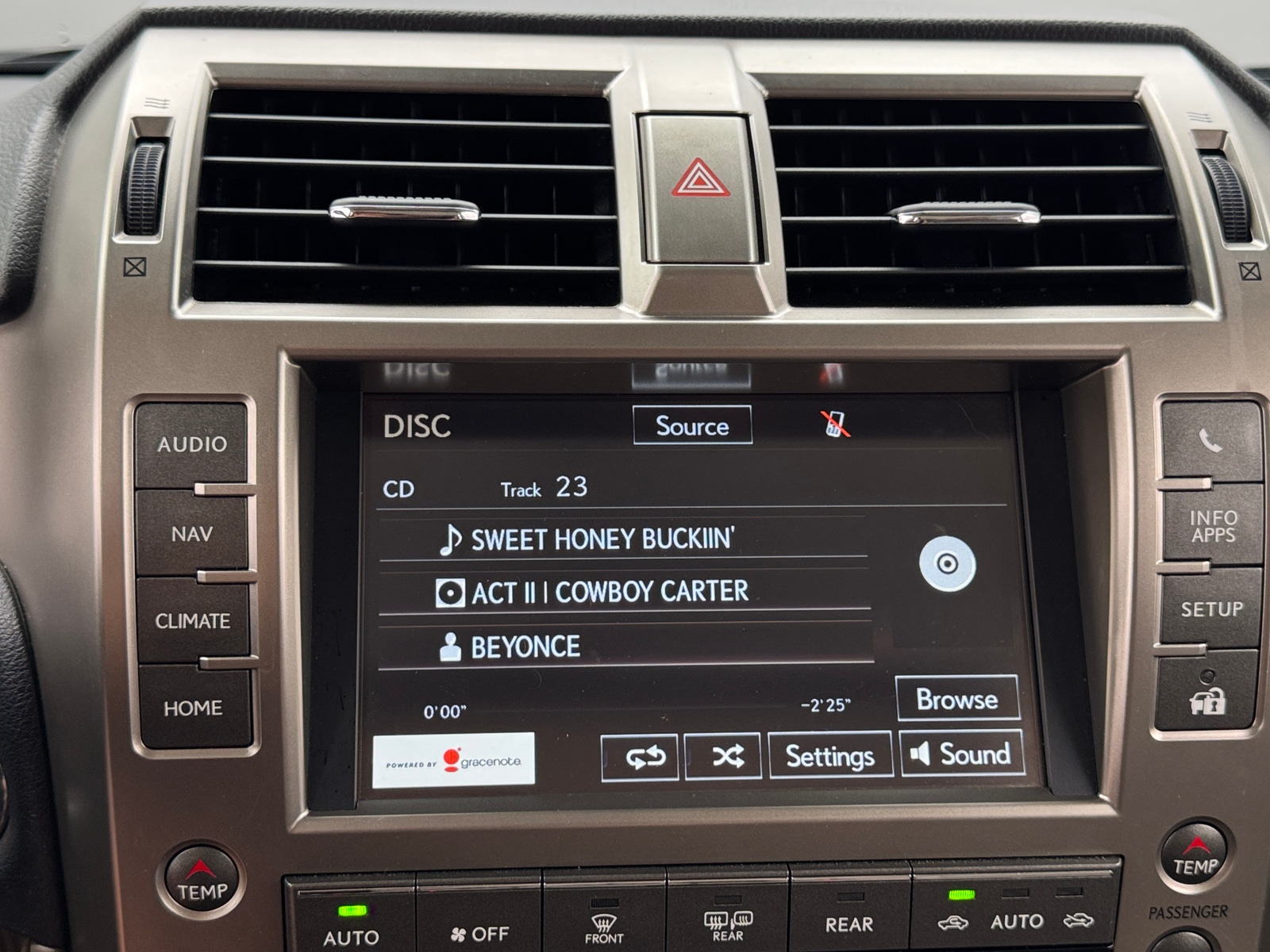 Thumbnail: 2020 Lexus GX - 3