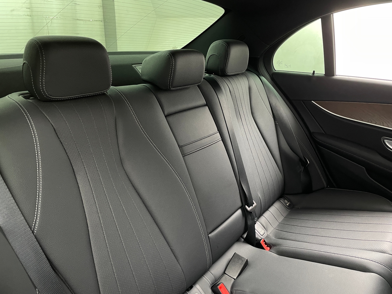 Thumbnail: 2020 Mercedes-Benz E-Class - 5
