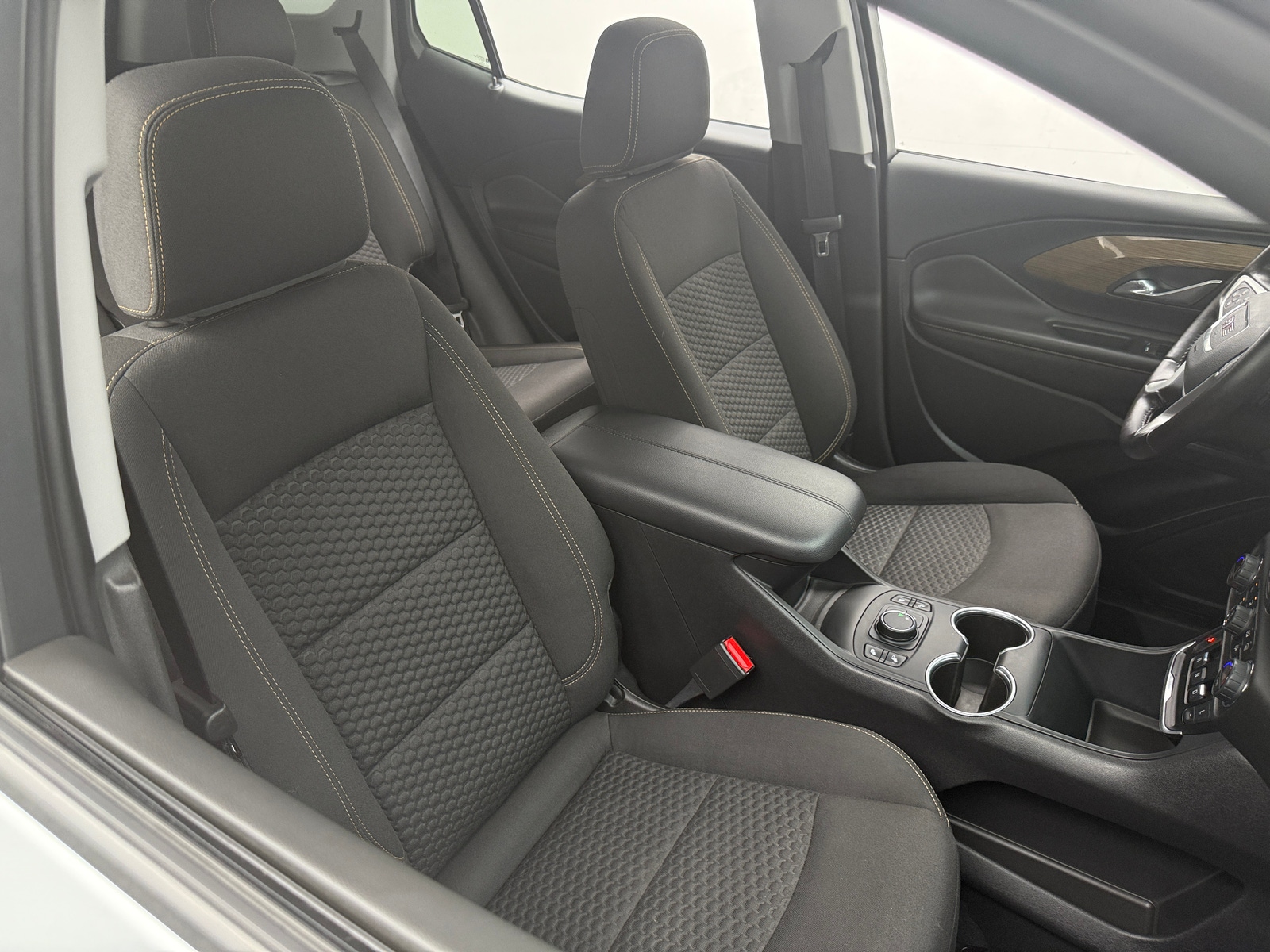 Thumbnail: 2020 GMC Terrain - 2