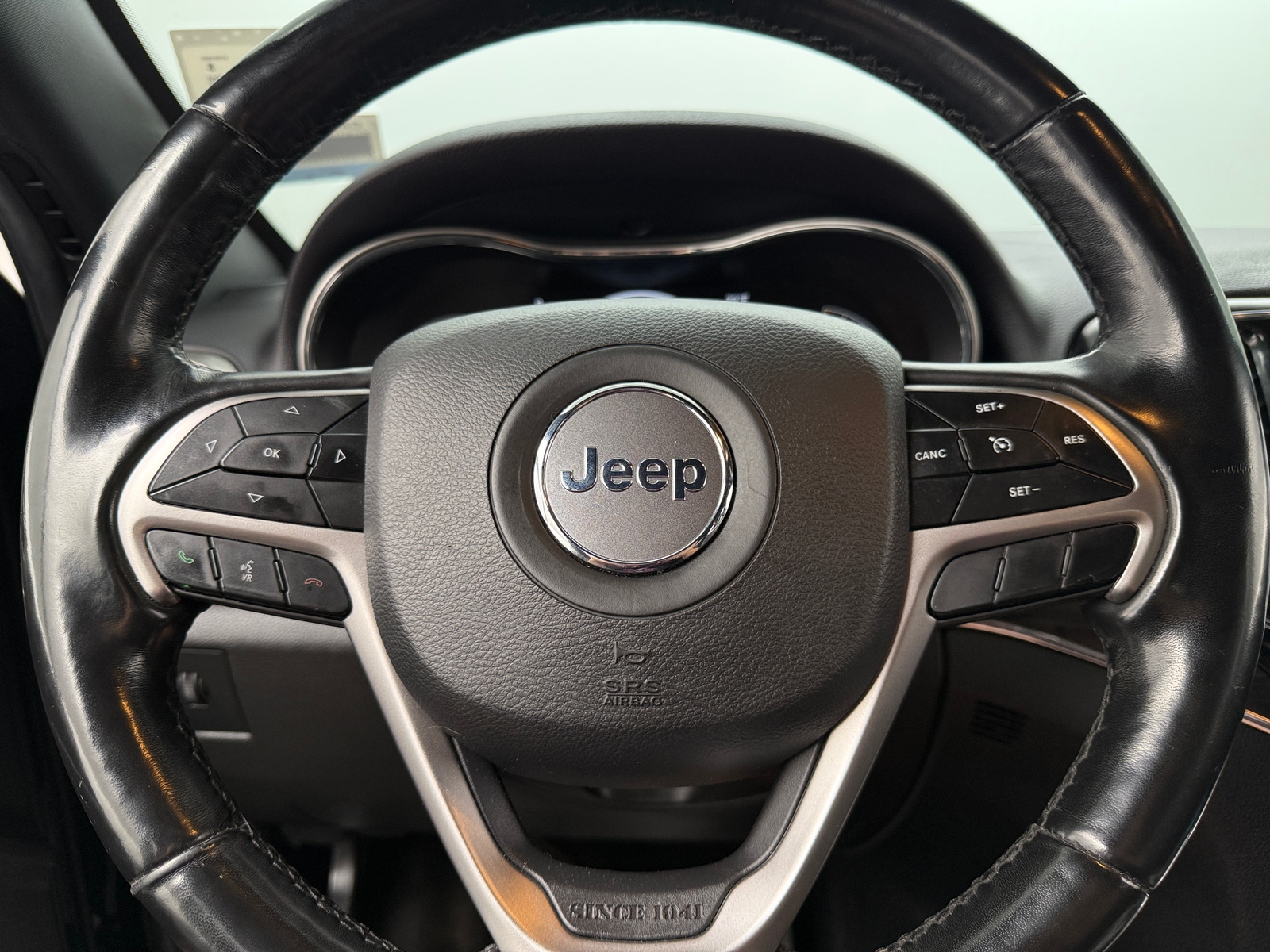 Thumbnail: 2019 Jeep Grand Cherokee - 5