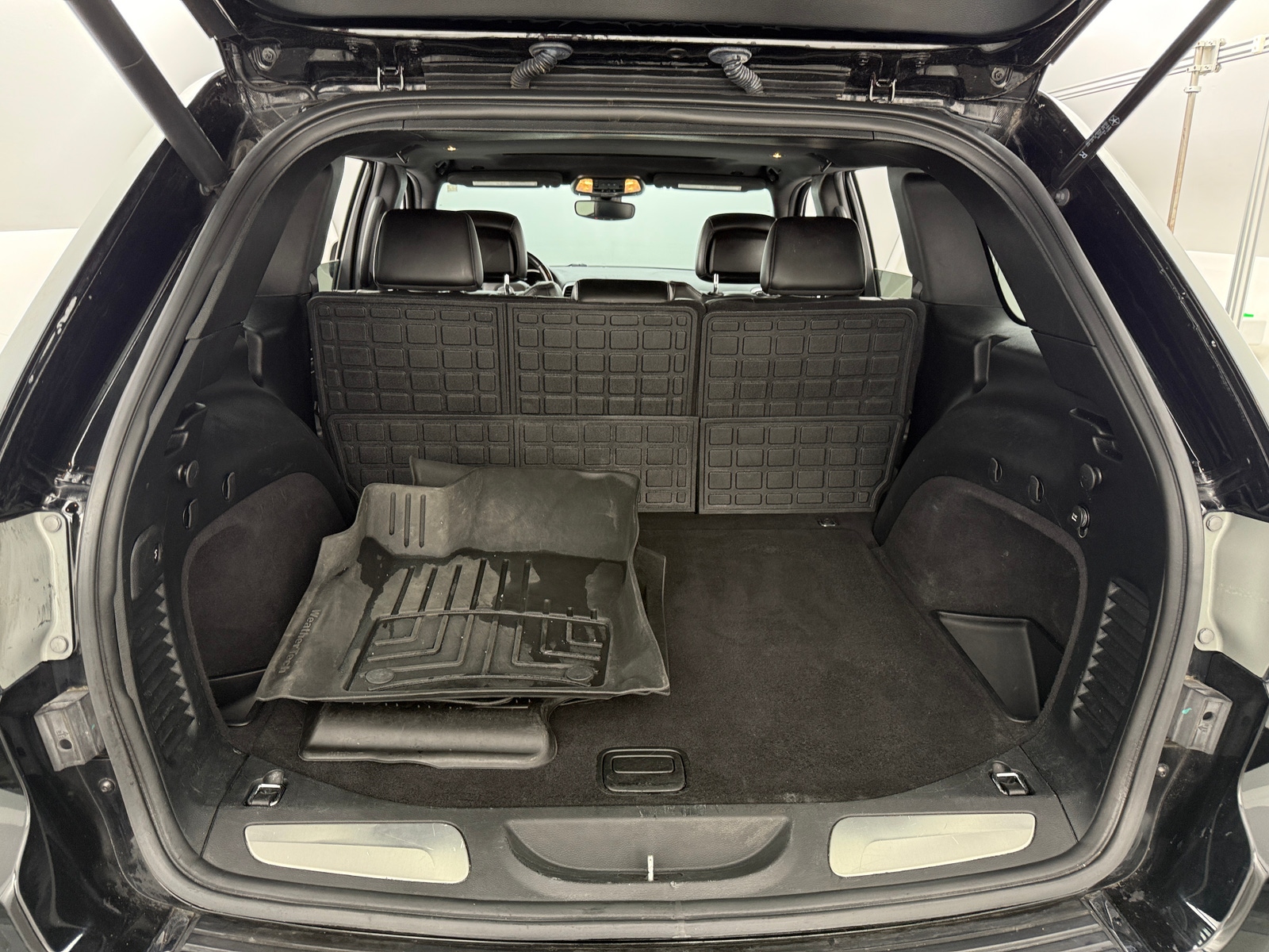 Thumbnail: 2019 Jeep Grand Cherokee - 7