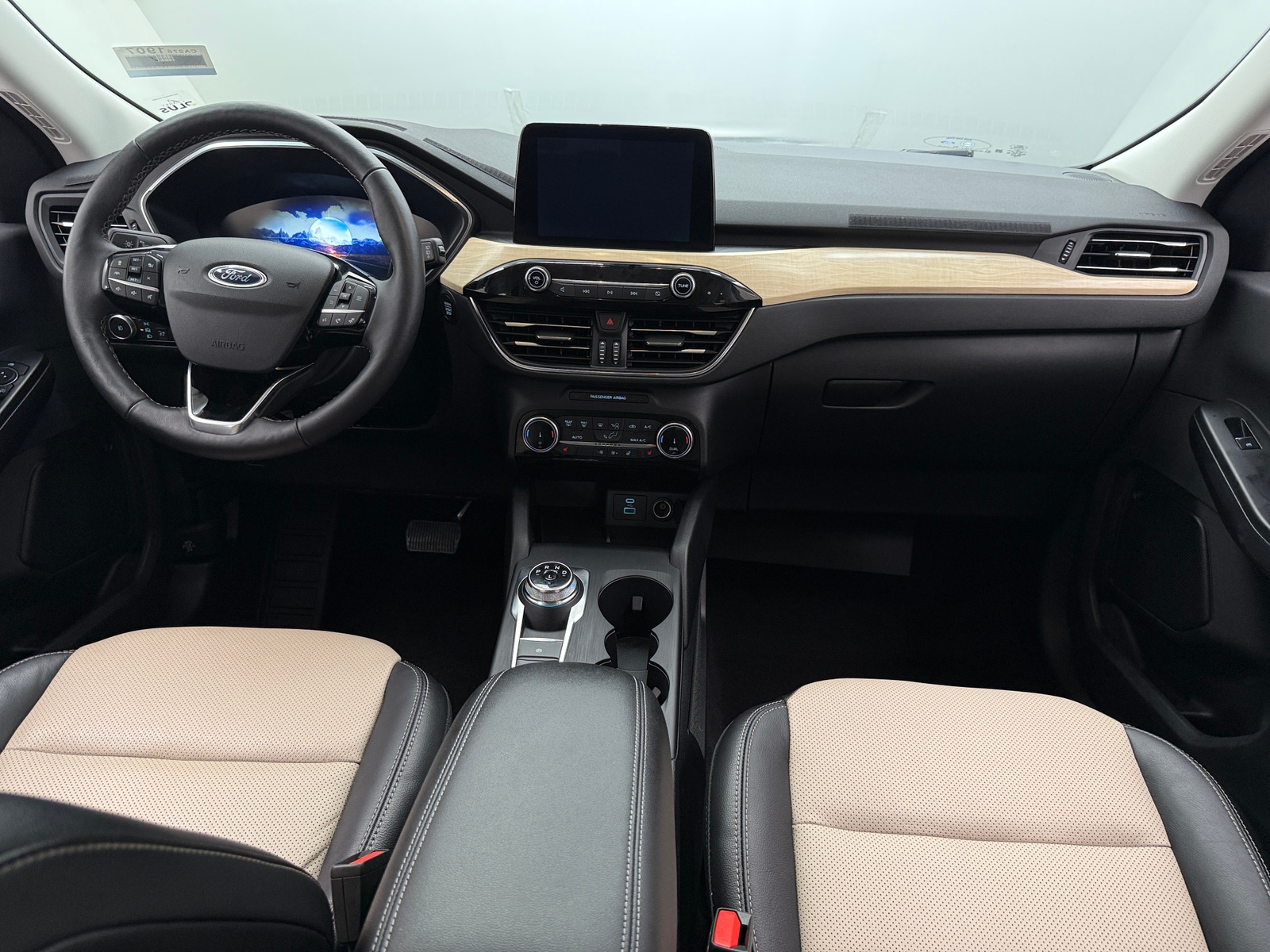 Thumbnail: 2022 Ford Escape - 2