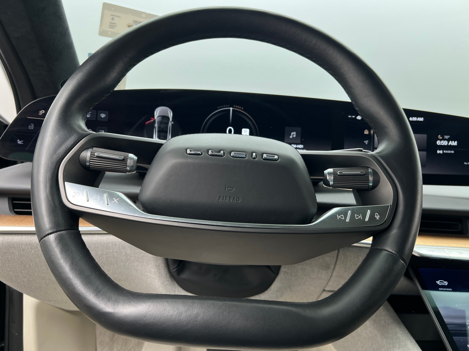 Thumbnail: 2023 Lucid Air - 4