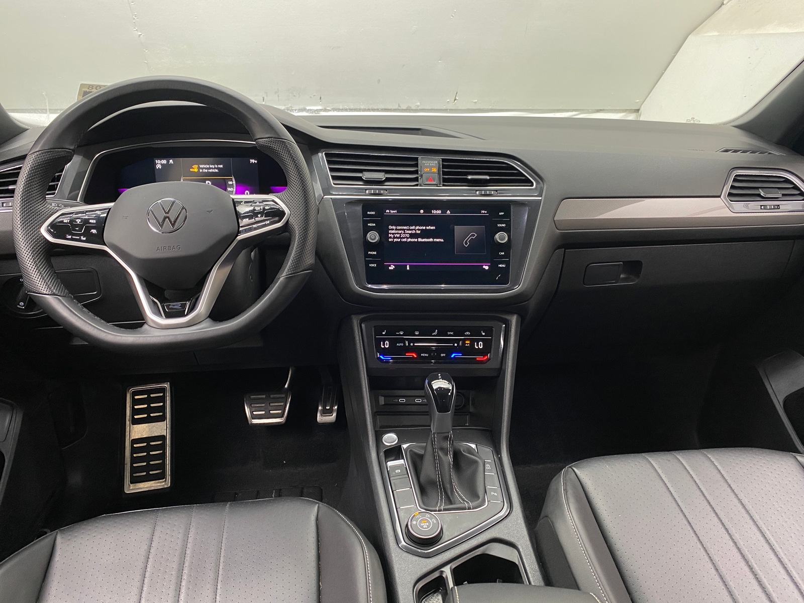 Thumbnail: 2022 Volkswagen Tiguan - 2