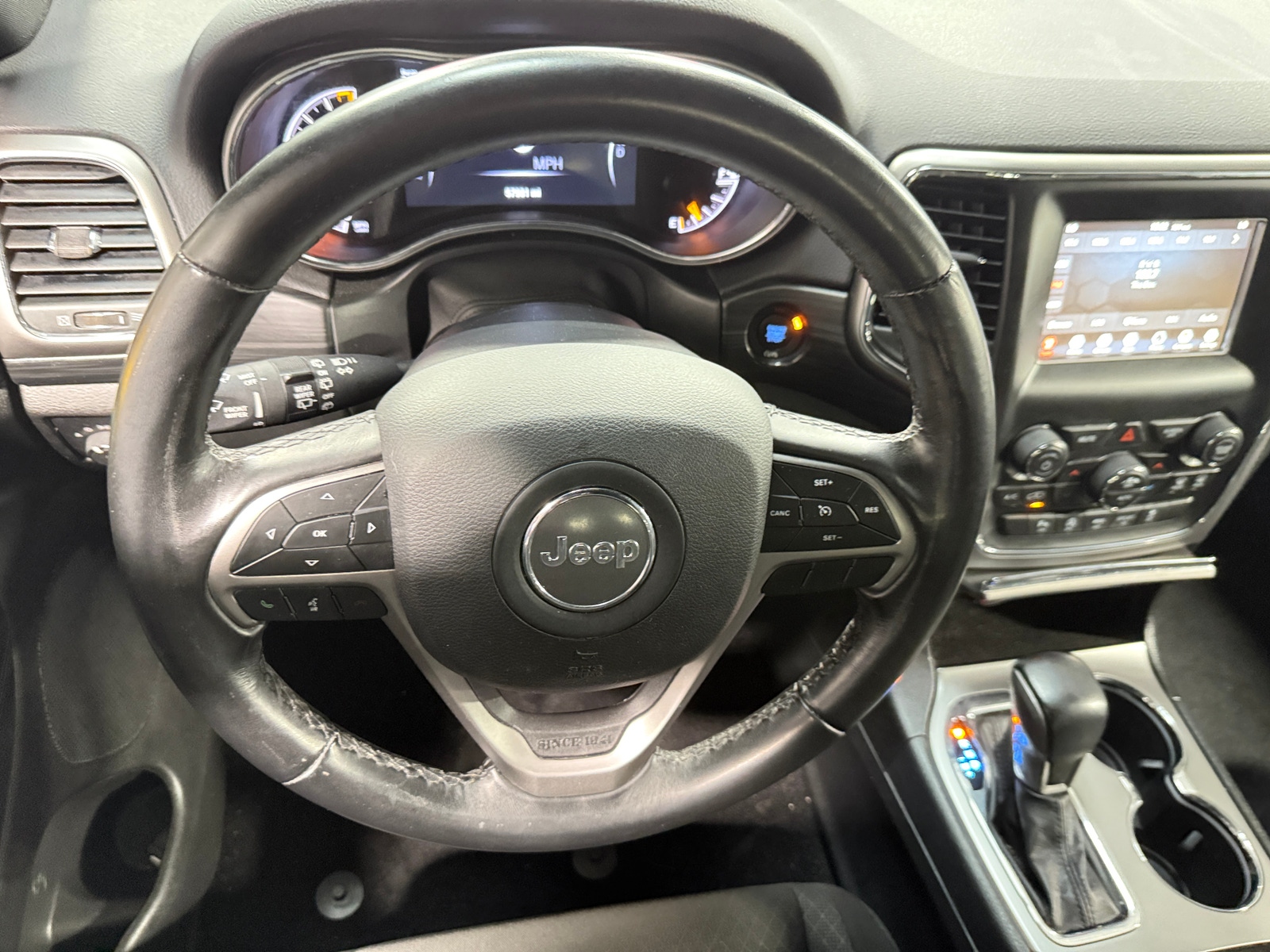 Thumbnail: 2020 Jeep Grand Cherokee - 5