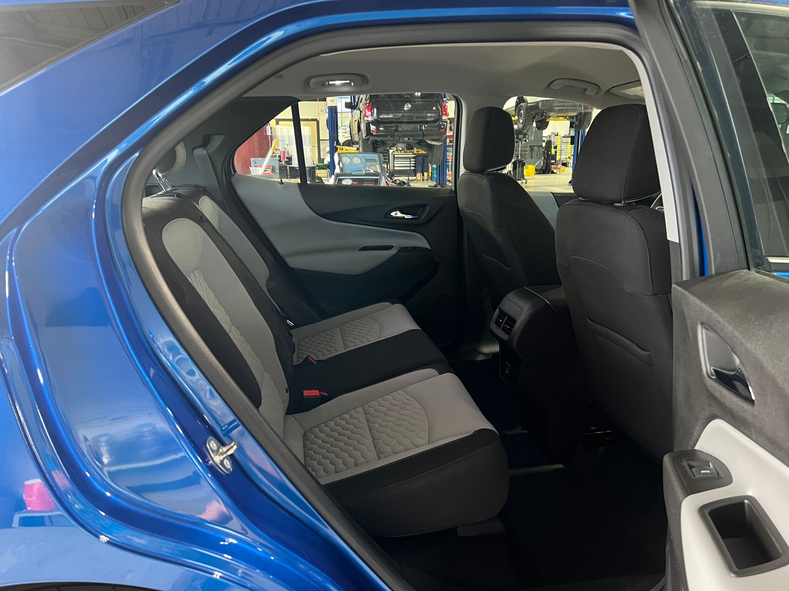 Thumbnail: 2019 Chevrolet Equinox - 6