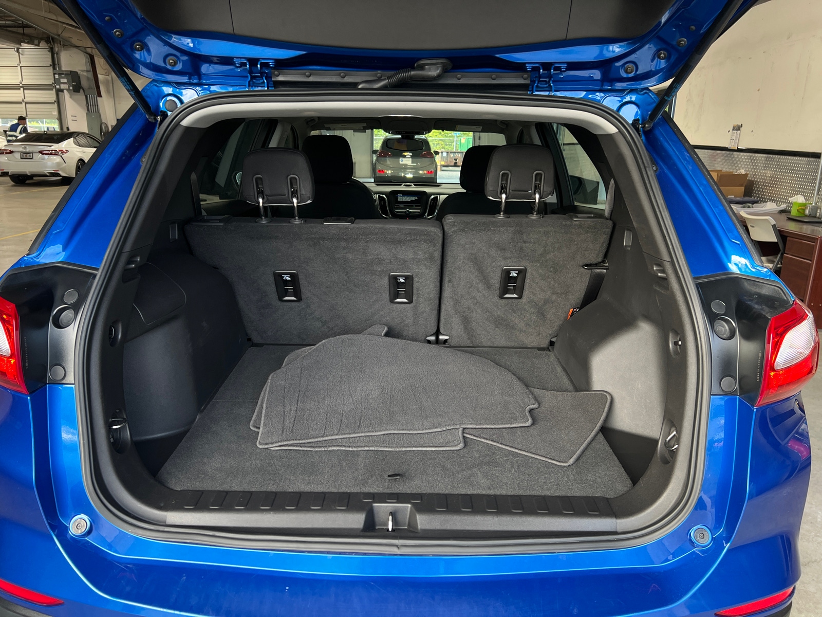 Thumbnail: 2019 Chevrolet Equinox - 7