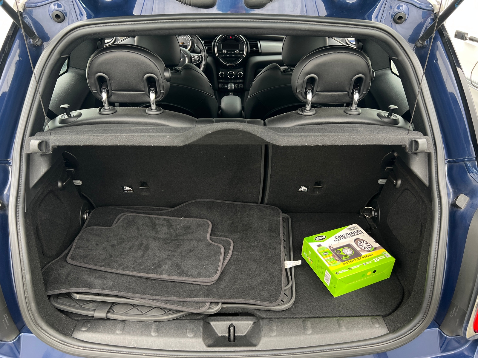 Thumbnail: 2015 MINI Cooper Hardtop - 6