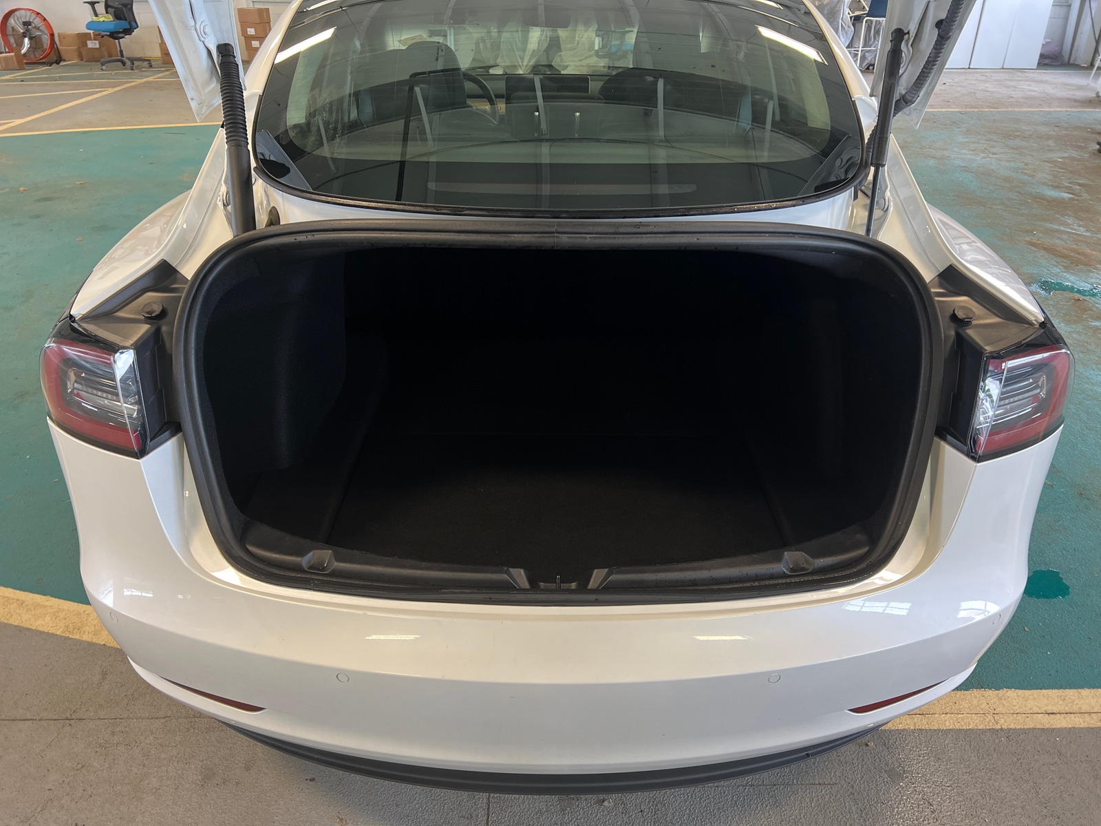 Thumbnail: 2022 Tesla Model 3 - 6