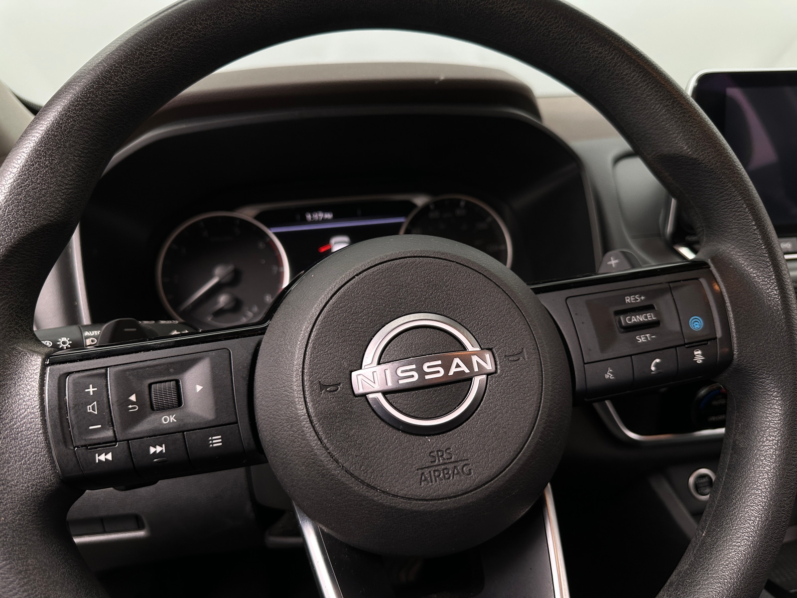 Thumbnail: 2023 Nissan Rogue - 5
