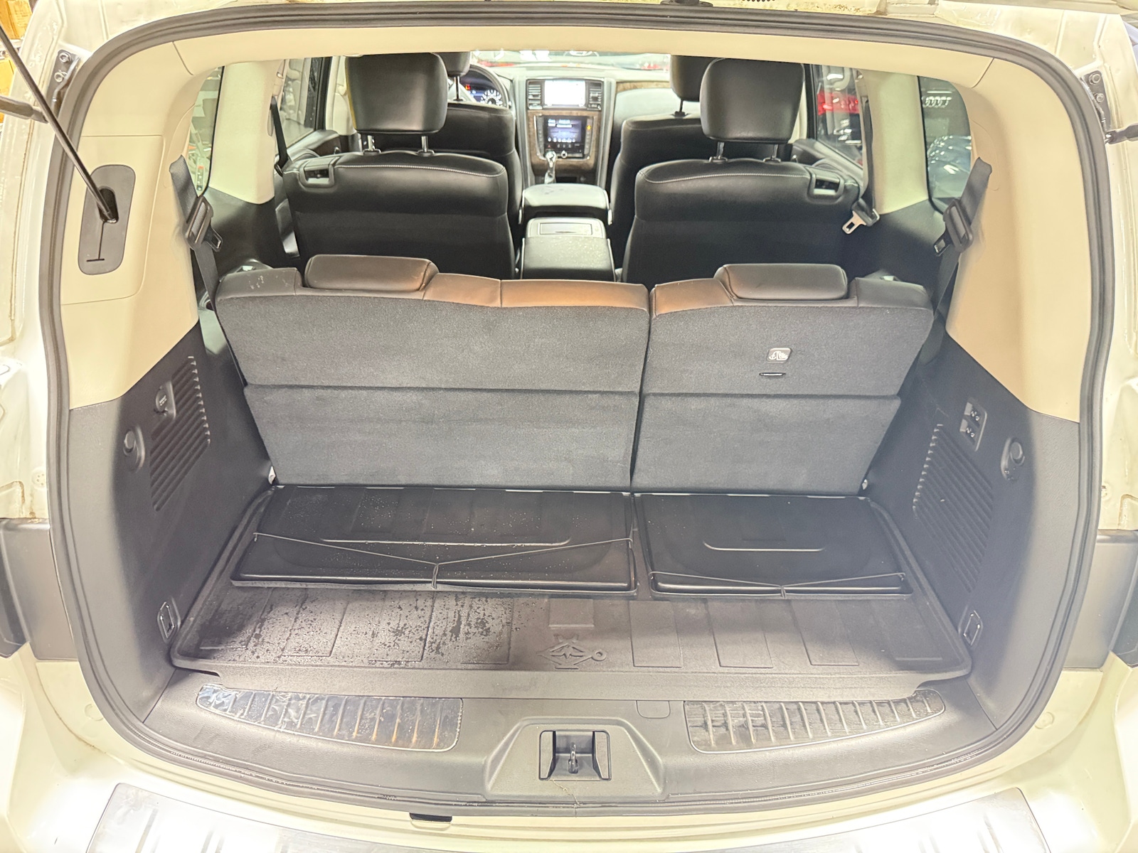 Thumbnail: 2021 INFINITI QX80 - 6