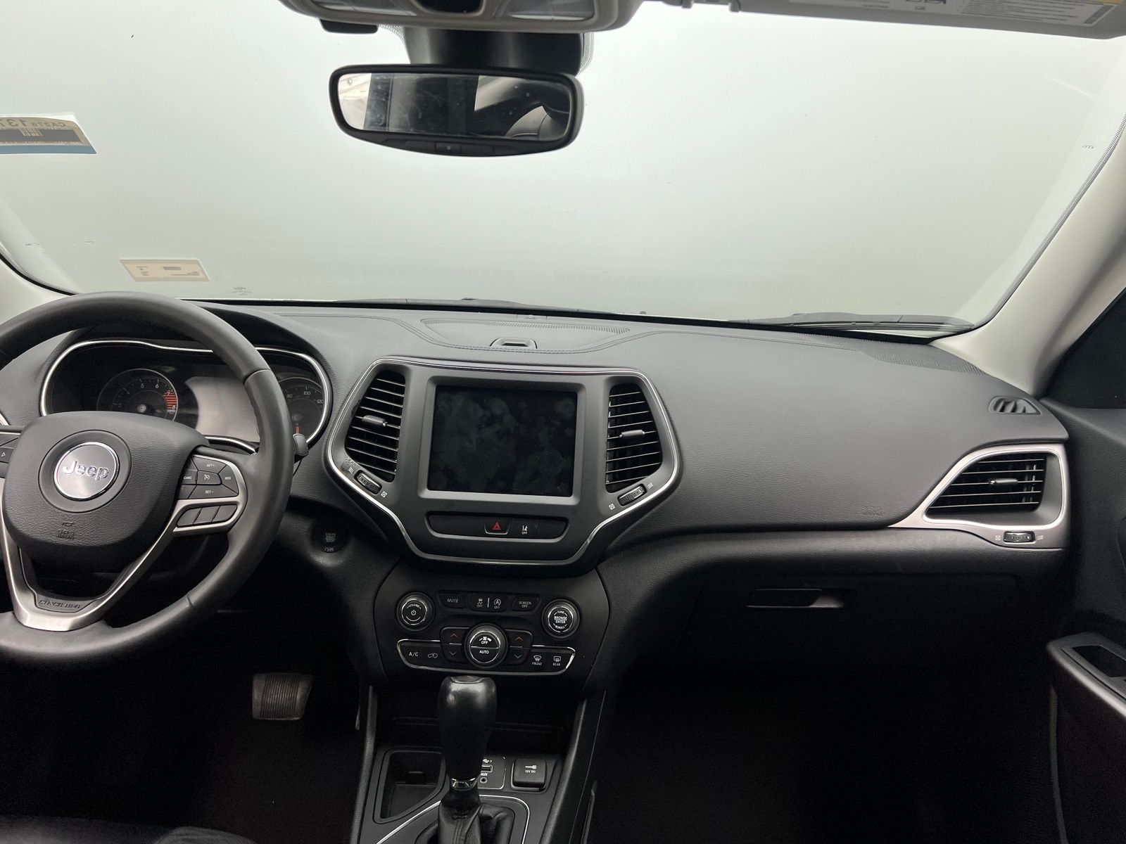 Thumbnail: 2022 Jeep Cherokee - 2