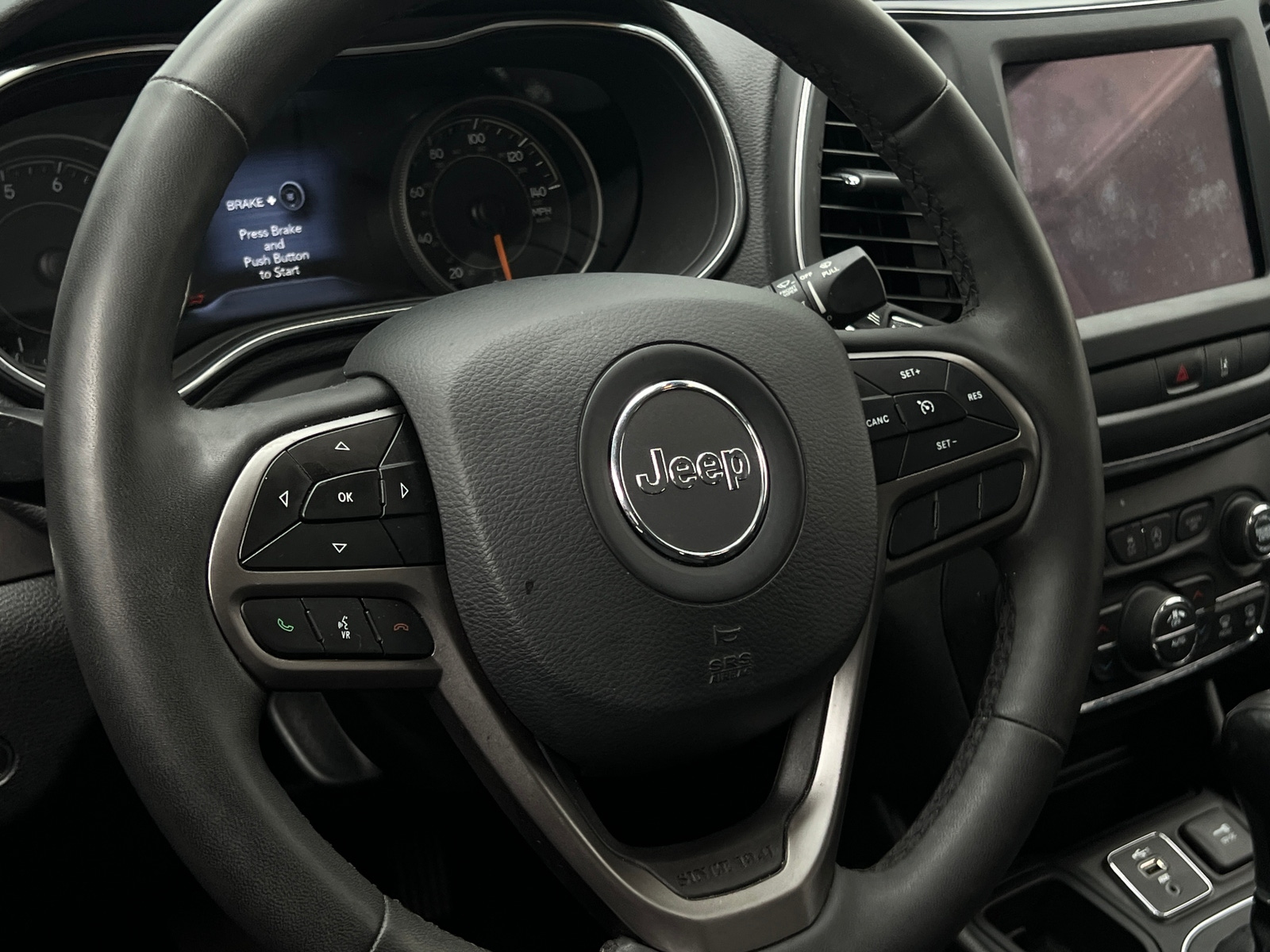 Thumbnail: 2022 Jeep Cherokee - 4