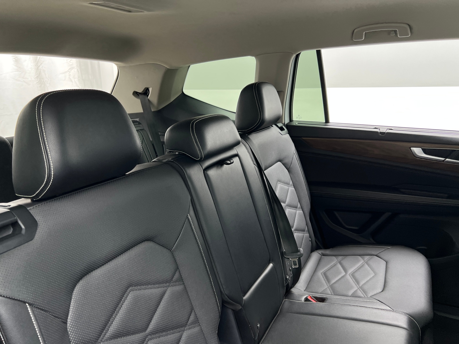Thumbnail: 2024 Volkswagen Atlas - 5