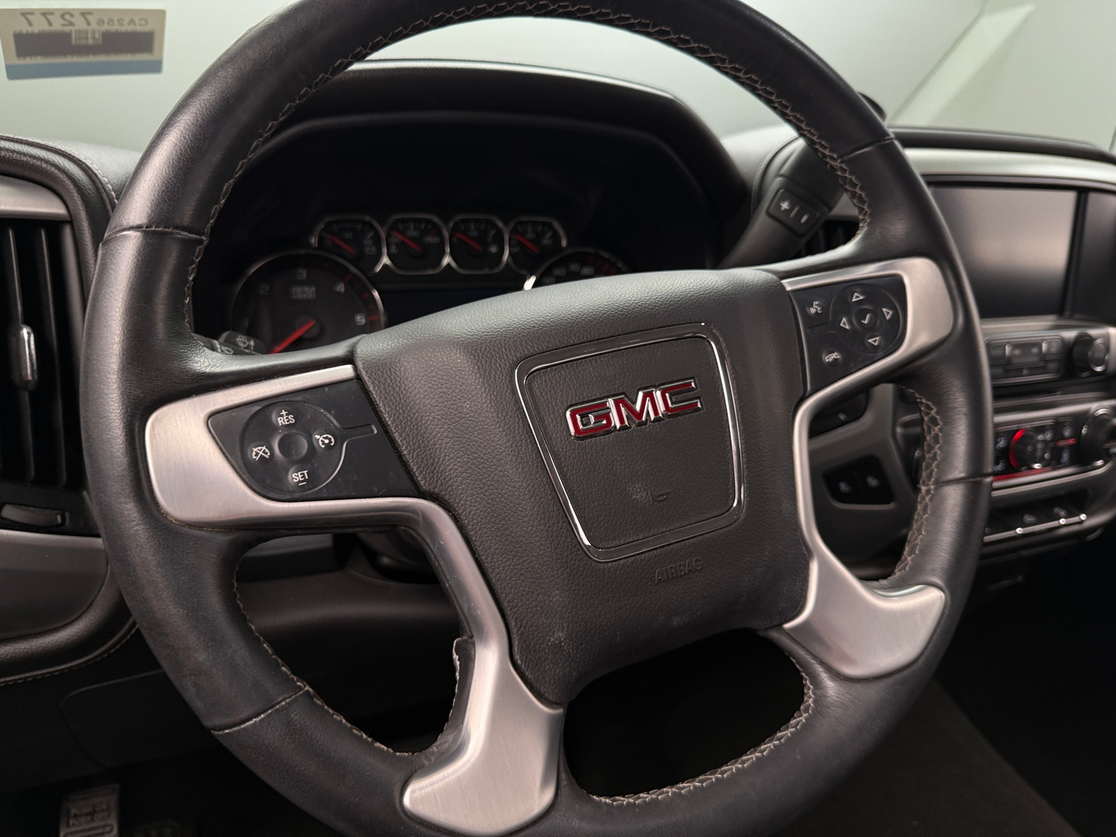 Thumbnail: 2015 GMC Sierra 1500 - 4