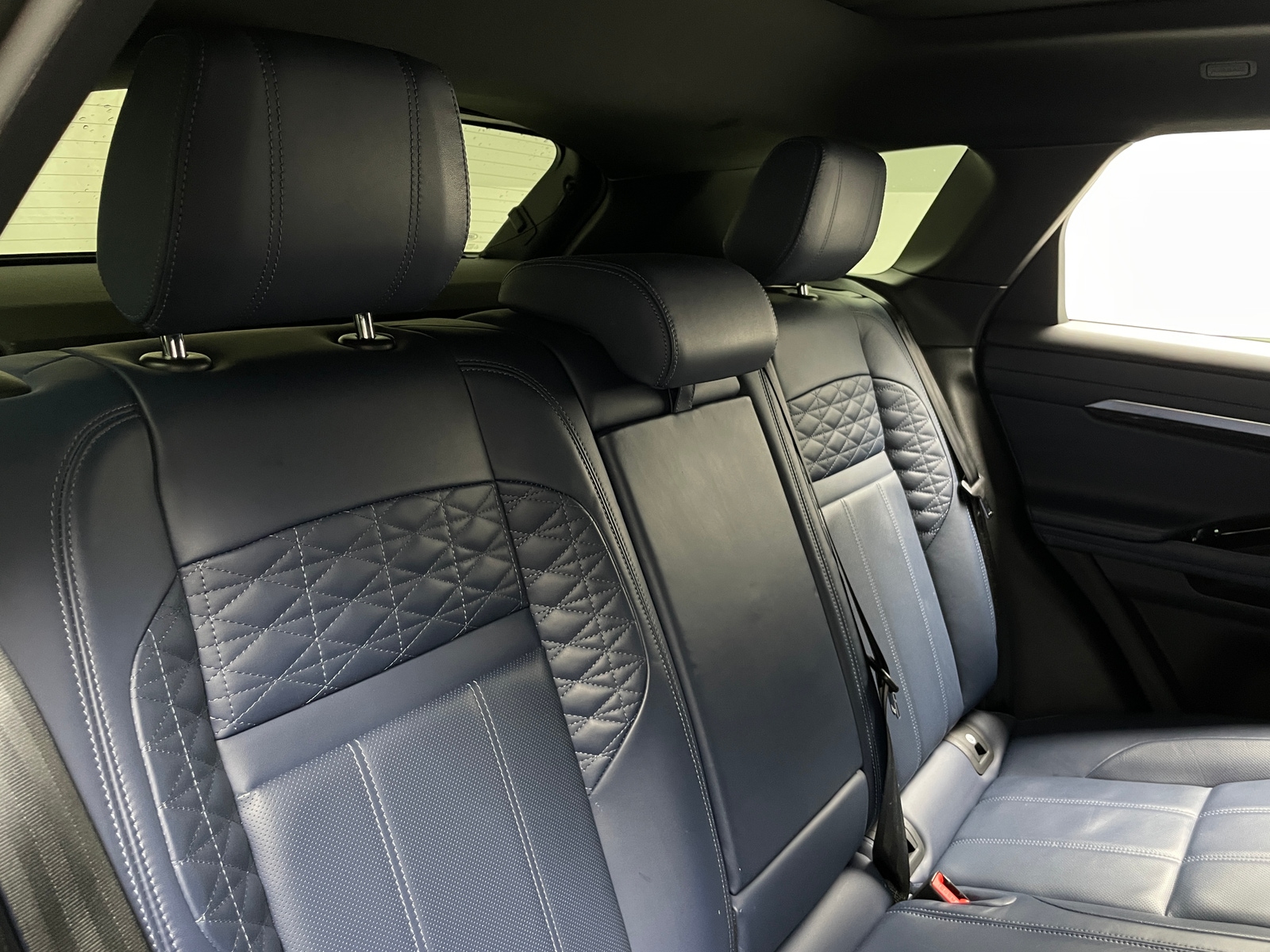 Thumbnail: 2020 Land Rover Range Rover Evoque - 5
